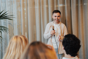 Comedy Night Grand Café LIVING