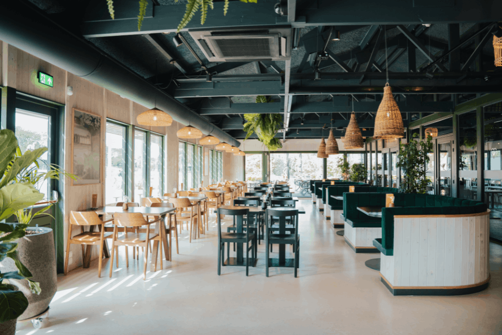 restaurant grand cafe living utrecht